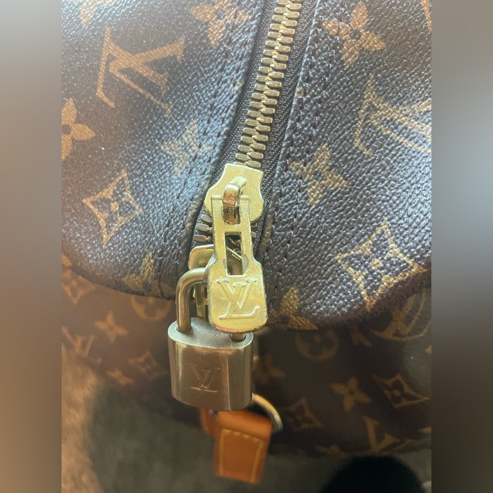 Louis Vuitton Brown Monogram Keepall Travel Duffle with Tan Leather Trim - Picture 4 of 12